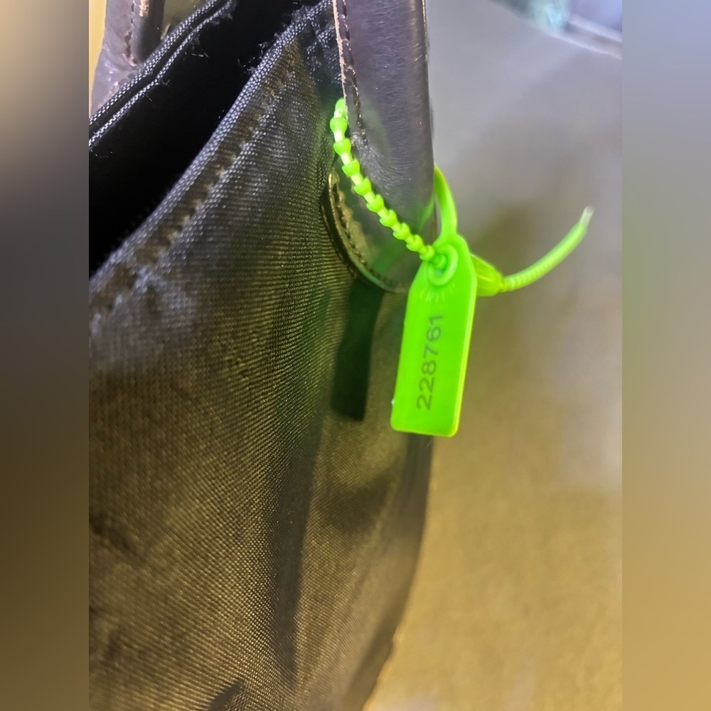 Authentic Burberry London Blue Label Derby Tote Burberry Shoulder Bag 💼 - Picture 10 of 15